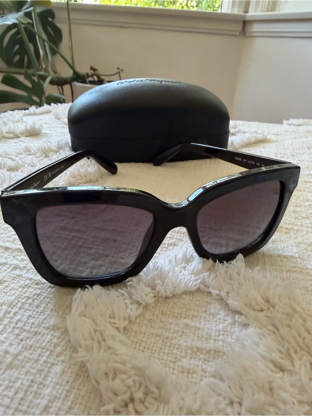 Salvatore Ferragamo Black Cat-Eye Sunglasses with Case